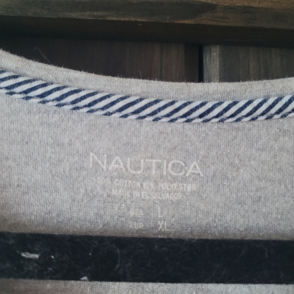2/$20 Nautica Grey Tshirt with Crown sz M - Picture 2 of 3